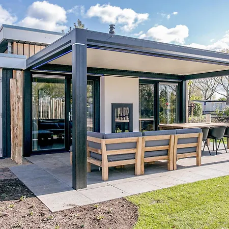 In With Kitchen بيت للعطل